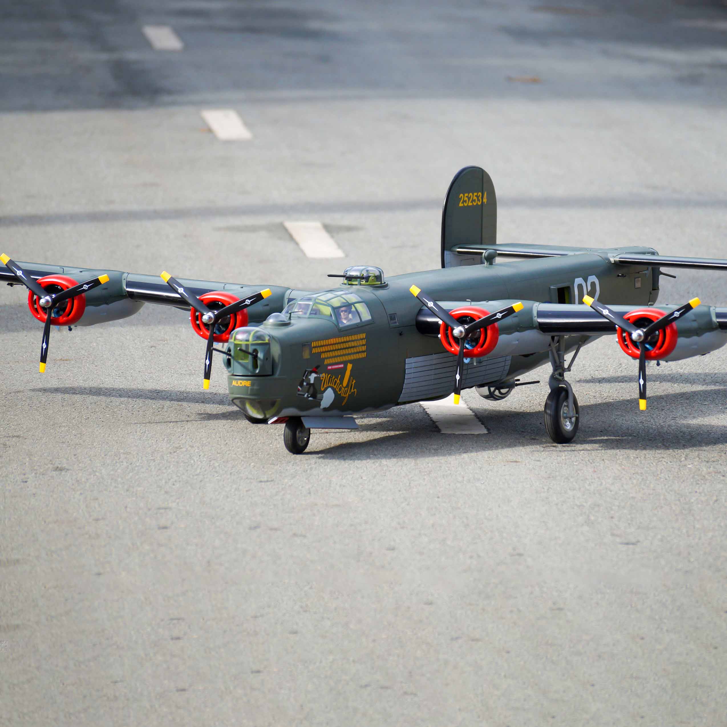 3-Blade - 18x10 Propeller Rev./Pusher